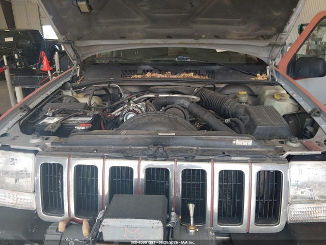 1998 Jeep Grand Cherokee Laredo მანქანა იყიდება აუქციონზე, vin: 1J4GZ48Y1WC253108, აუქციონის ნომერი: 45981397