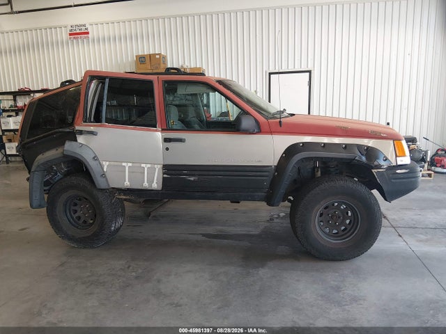 1998 Jeep Grand Cherokee Laredo მანქანა იყიდება აუქციონზე, vin: 1J4GZ48Y1WC253108, აუქციონის ნომერი: 45981397
