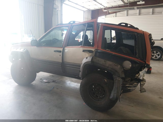 1998 Jeep Grand Cherokee Laredo მანქანა იყიდება აუქციონზე, vin: 1J4GZ48Y1WC253108, აუქციონის ნომერი: 45981397