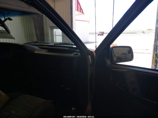 1998 Jeep Grand Cherokee Laredo მანქანა იყიდება აუქციონზე, vin: 1J4GZ48Y1WC253108, აუქციონის ნომერი: 45981397