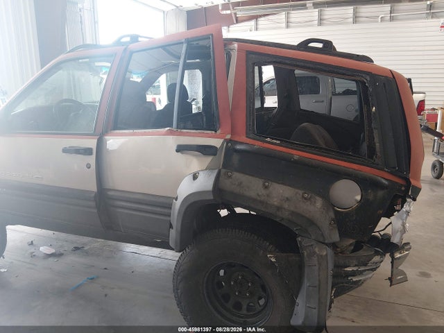 1998 Jeep Grand Cherokee Laredo მანქანა იყიდება აუქციონზე, vin: 1J4GZ48Y1WC253108, აუქციონის ნომერი: 45981397