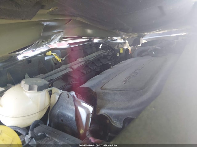 45981401 :رقم المزاد ، ZACCJBCT2FPC24921 vin ، 2015 Jeep Renegade Trailhawk مزاد بيع