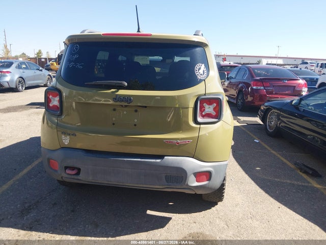 45981401 :رقم المزاد ، ZACCJBCT2FPC24921 vin ، 2015 Jeep Renegade Trailhawk مزاد بيع