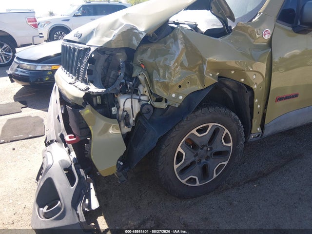 45981401 :رقم المزاد ، ZACCJBCT2FPC24921 vin ، 2015 Jeep Renegade Trailhawk مزاد بيع