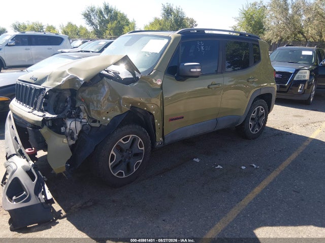 45981401 :رقم المزاد ، ZACCJBCT2FPC24921 vin ، 2015 Jeep Renegade Trailhawk مزاد بيع