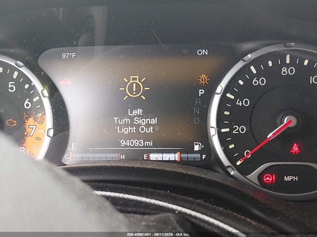 45981401 :رقم المزاد ، ZACCJBCT2FPC24921 vin ، 2015 Jeep Renegade Trailhawk مزاد بيع