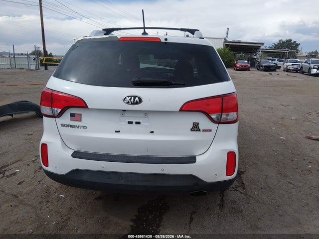 KIA SORENTO LX 2014 5XYKT3A65EG503187 Image 16