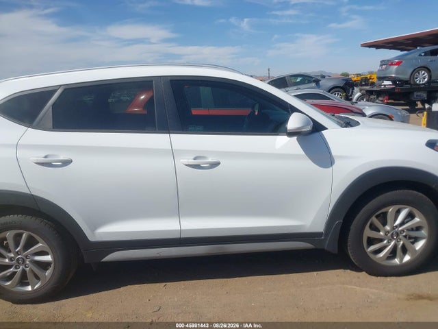 Продаж на аукціоні авто 2017 Hyundai Tucson Eco, vin: KM8J33A22HU396414, номер лоту: 45981443