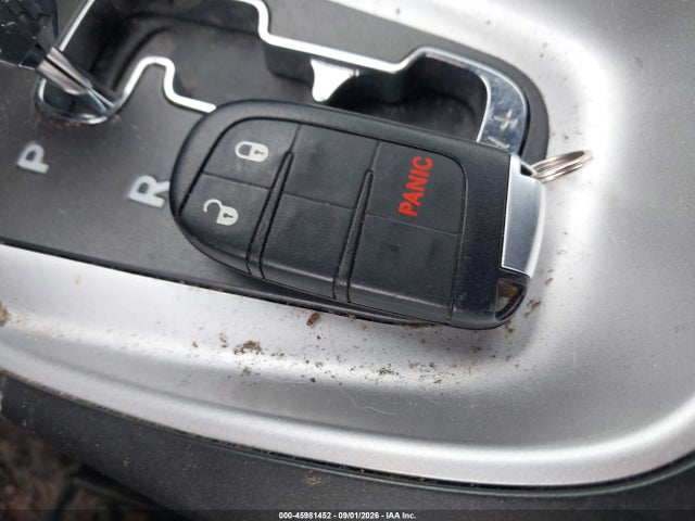 45981452 :رقم المزاد ، 3C4PDDBG3FT618963 vin ، 2015 Dodge Journey Sxt مزاد بيع