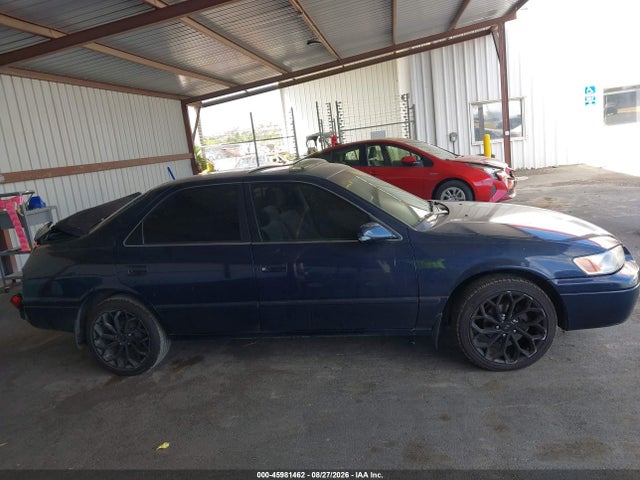 Продажа на аукционе авто 1999 Toyota Camry Le, vin: JT2BG28K3X0318817, номер лота: 45981462