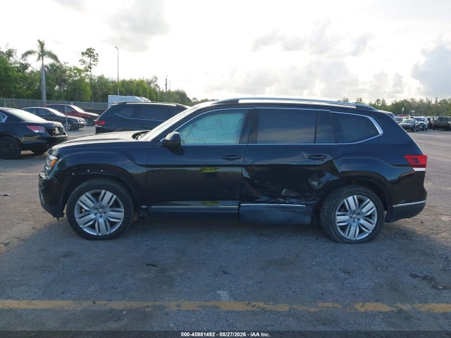Продаж на аукціоні авто 2018 Volkswagen Atlas 3.6l V6 Sel Premium, vin: 1V2NR2CA9JC572078, номер лоту: 45981492