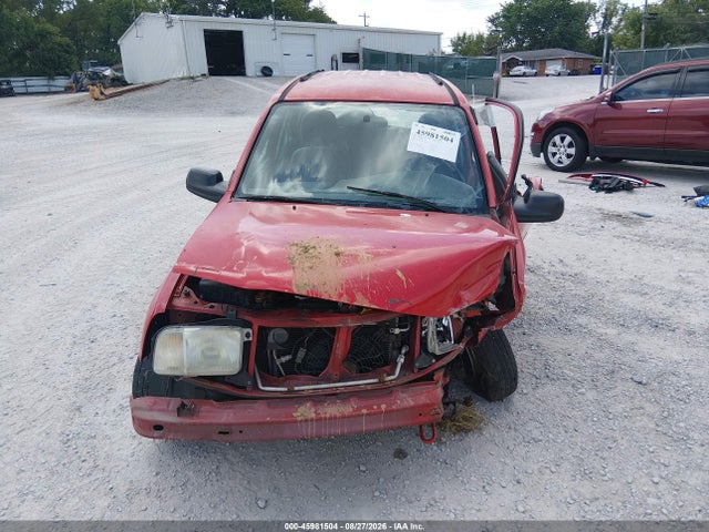 Продажа на аукционе авто 2000 Chevrolet Tracker Hard Top, vin: 2CNBJ13C8Y6932012, номер лота: 45981504
