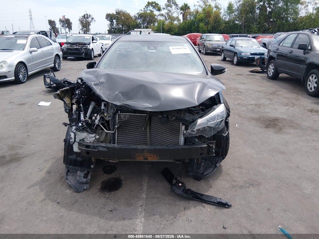 Toyota COROLLA SE 2018 5YFBURHE2JP827023 Image 13