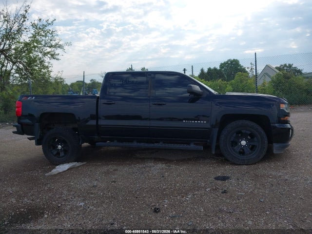 Продажа на аукционе авто 2018 Chevrolet Silverado 1500 2lt, vin: 3GCUKREC3JG156677, номер лота: 45981543