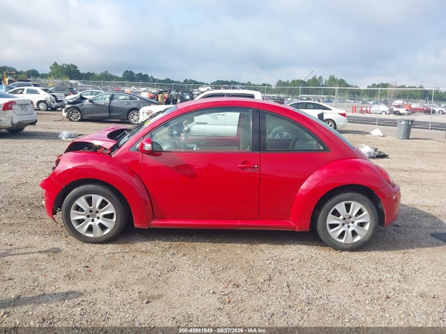Продажа на аукционе авто 2009 Volkswagen New Beetle 2.5l, vin: 3VWPW31C19M514910, номер лота: 45981549
