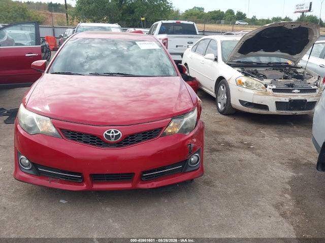 2014 Toyota Camry Se მანქანა იყიდება აუქციონზე, vin: 4T1BF1FK8EU828119, აუქციონის ნომერი: 45981601