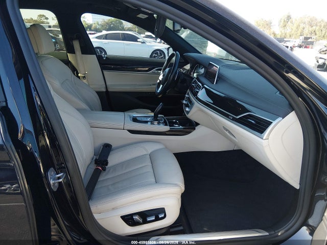 45981606 :رقم المزاد ، WBA7E2C51KB217712 vin ، 2019 Bmw 740i مزاد بيع