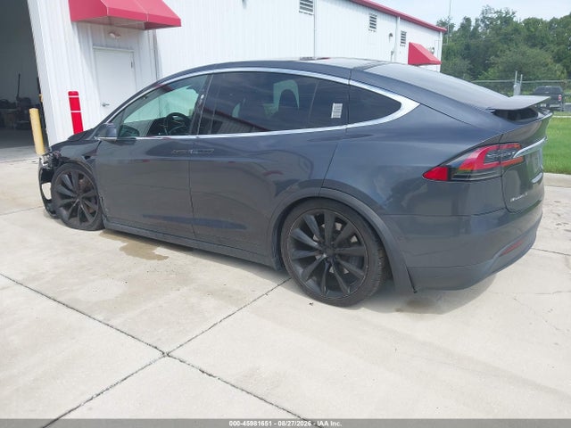 5YJXCAE25HF061024 Tesla MODEL X