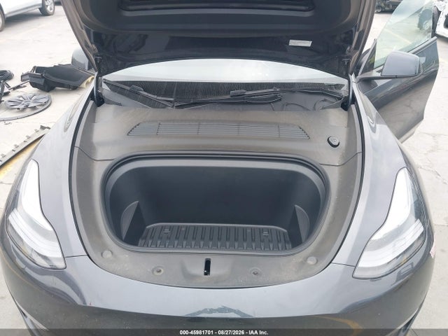Продажа на аукционе авто 2025 Tesla Model Y Long Range Dual Motor All-wheel Drive, vin: 7SAYGDEEXSF241159, номер лота: 45981701