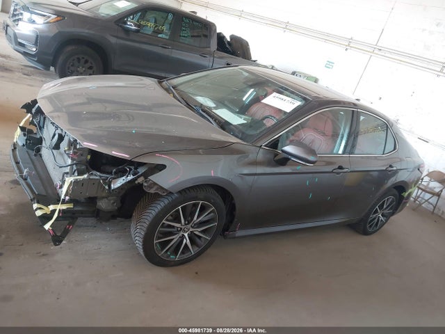 Продажа на аукционе авто 2021 Toyota Camry Xle Awd, vin: 4T1F11BK5MU040810, номер лота: 45981739