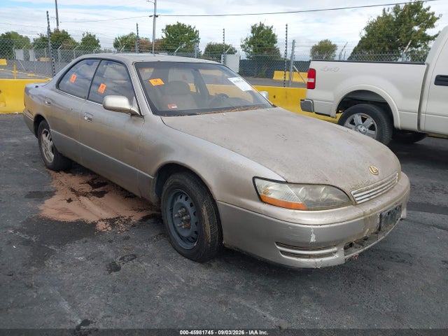 Продажа на аукционе авто 1996 Lexus Es 300, vin: JT8BF12G5T0175578, номер лота: 45981745