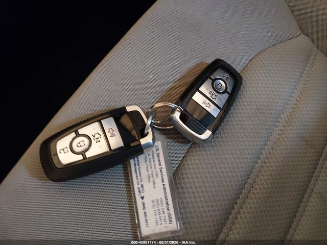 Продажа на аукционе авто 2018 Ford Fusion Hybrid S, vin: 3FA6P0UU6JR273700, номер лота: 45981774