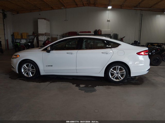 Продажа на аукционе авто 2018 Ford Fusion Hybrid S, vin: 3FA6P0UU6JR273700, номер лота: 45981774