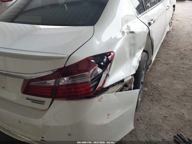 2017 Honda Accord Hybrid Touring მანქანა იყიდება აუქციონზე, vin: JHMCR6F73HC006796, აუქციონის ნომერი: 45981785