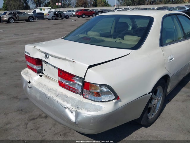 45981789 :رقم المزاد ، JT8BF28G415108967 vin ، 2001 Lexus Es 300 مزاد بيع