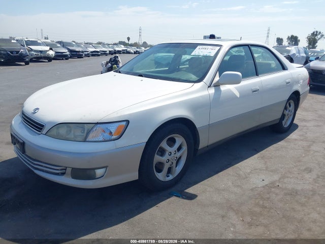 45981789 :رقم المزاد ، JT8BF28G415108967 vin ، 2001 Lexus Es 300 مزاد بيع