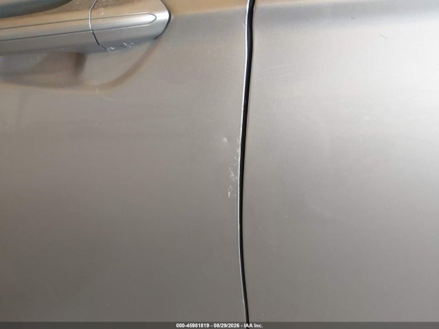 Продажа на аукционе авто 2018 Ford Fusion Hybrid S, vin: 3FA6P0UU9JR235913, номер лота: 45981819