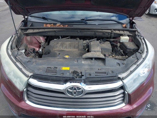 Продаж на аукціоні авто 2015 Toyota Highlander Xle V6, vin: 5TDJKRFH5FS140227, номер лоту: 45981830