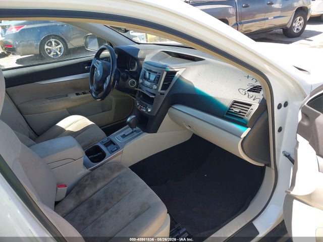 45981836 :رقم المزاد ، 4S4BRBGC4D3259830 vin ، 2013 Subaru Outback 2.5i Premium مزاد بيع