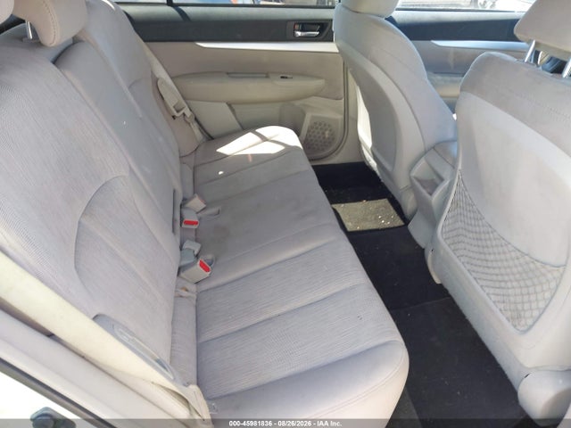45981836 :رقم المزاد ، 4S4BRBGC4D3259830 vin ، 2013 Subaru Outback 2.5i Premium مزاد بيع
