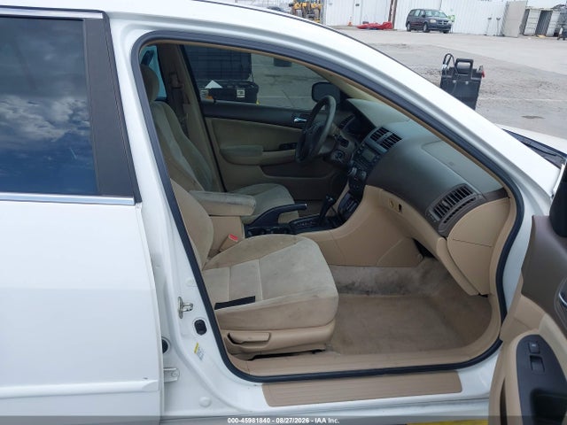 Продажа на аукционе авто 2005 Honda Accord 2.4 Lx, vin: 1HGCM56405A086616, номер лота: 45981840