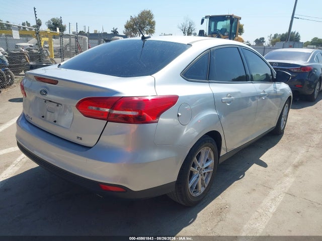 1FADP3F24HL296406 Ford FOCUS SE