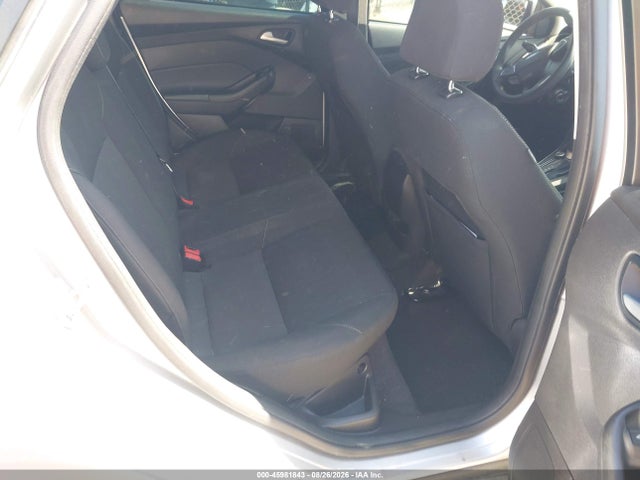 1FADP3F24HL296406 Ford FOCUS SE