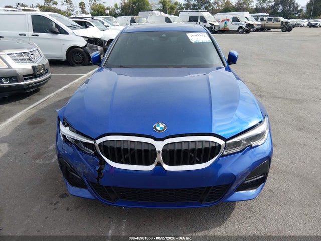 WBA5R1C50KAE81650 BMW 330I