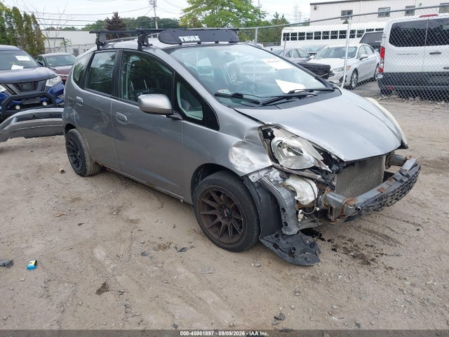 2010 Honda Fit Sport მანქანა იყიდება აუქციონზე, vin: JHMGE8H47AC004888, აუქციონის ნომერი: 45981897