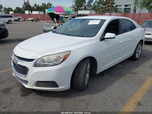 Chevrolet MALIBU 1LT 2015 1G11C5SL1FF323116 Image 2