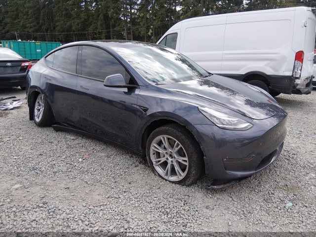 Tesla Model Y Awd/long Range Dual Motor All-wheel Drive 2023 7SAYGDEE3PF592826 main image