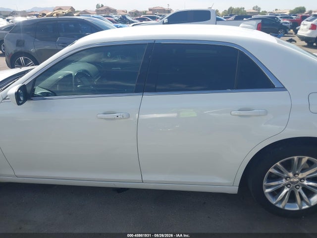 Chrysler 300 Limited 2016 2C3CCAAG8GH229719 Image 15