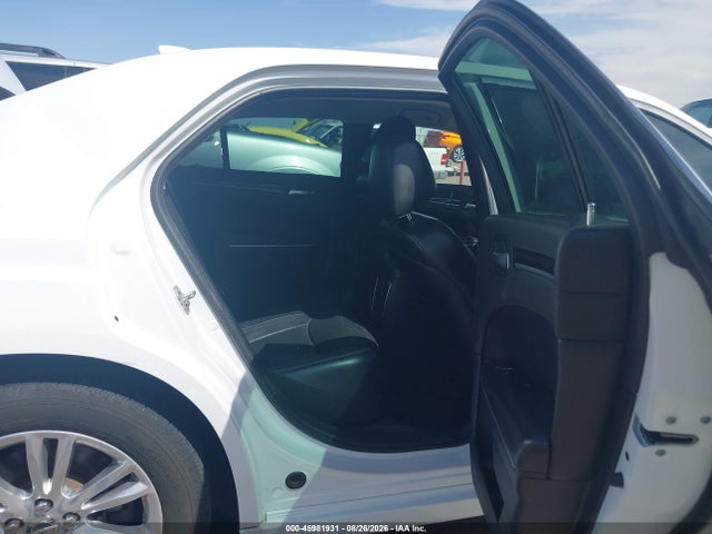 Chrysler 300 Limited 2016 2C3CCAAG8GH229719 Image 8