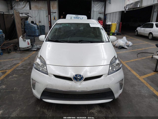 Toyota PRIUS PLUG-IN 2014 JTDKN3DPXE3060215 Image 13