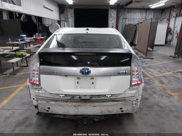 Toyota PRIUS PLUG-IN 2014 JTDKN3DPXE3060215 Image 17