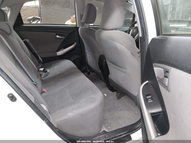 Toyota PRIUS PLUG-IN 2014 JTDKN3DPXE3060215 Image 8