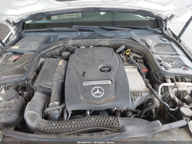 45981972 :رقم المزاد ، 55SWF4JB6FU043234 vin ، 2015 Mercedes-benz C 300 مزاد بيع