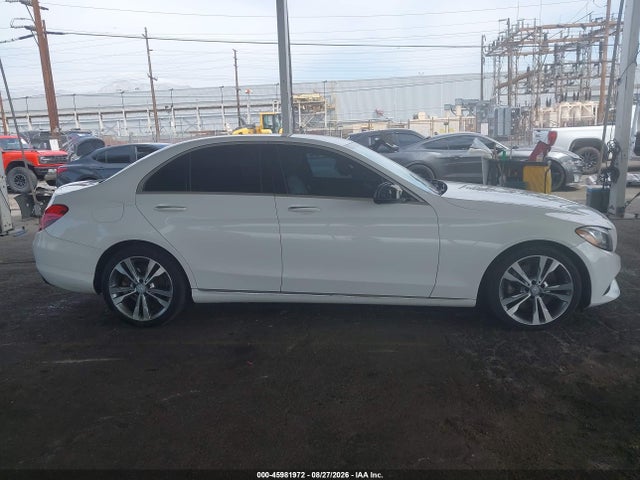 45981972 :رقم المزاد ، 55SWF4JB6FU043234 vin ، 2015 Mercedes-benz C 300 مزاد بيع