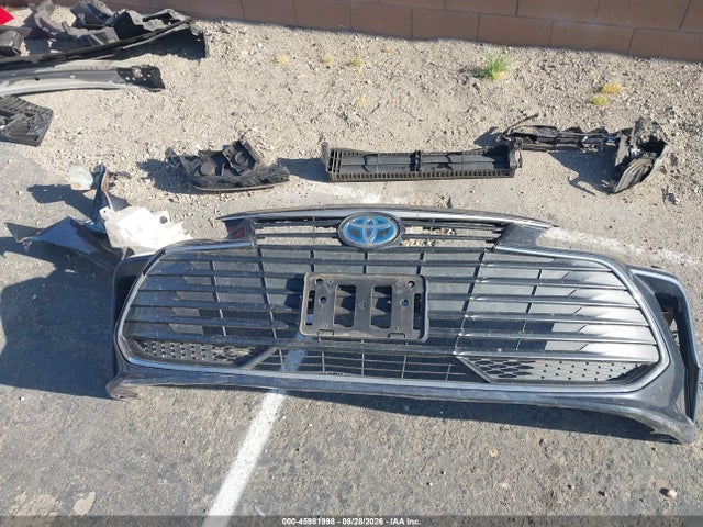 45981998 :رقم المزاد ، 4T1JA1AB7NU015811 vin ، 2022 Toyota Avalon Xle Hybrid مزاد بيع