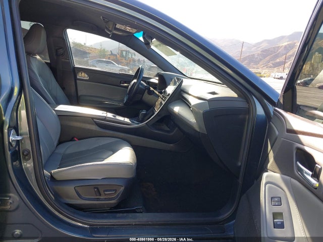 45981998 :رقم المزاد ، 4T1JA1AB7NU015811 vin ، 2022 Toyota Avalon Xle Hybrid مزاد بيع